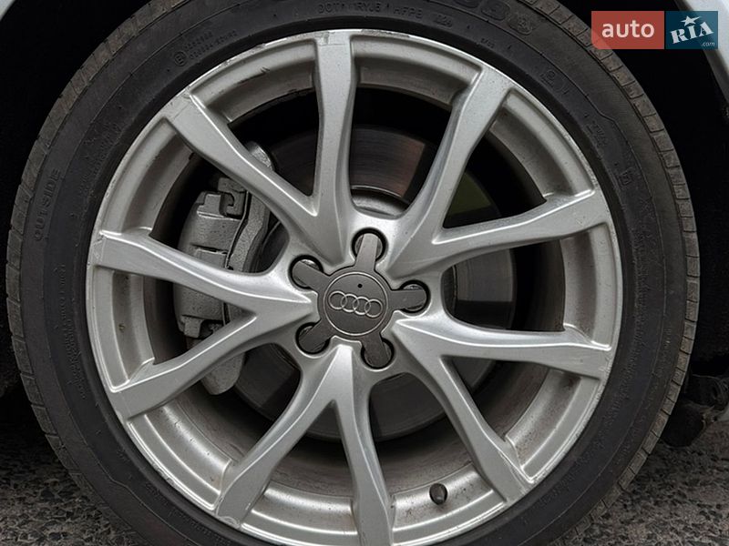 Седан Audi A6 2010 в Лубнах