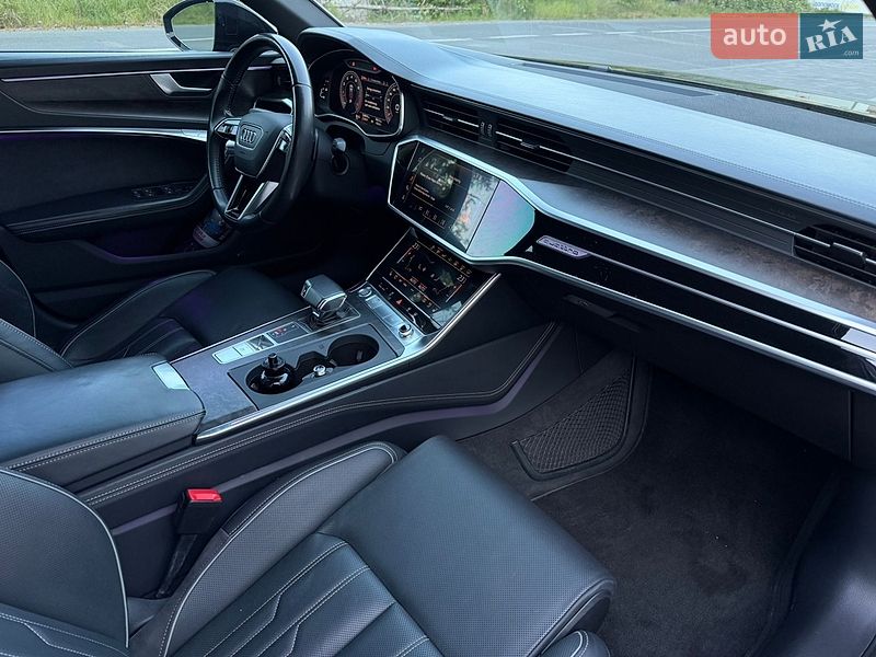 Седан Audi A6 2019 в Ужгороде
