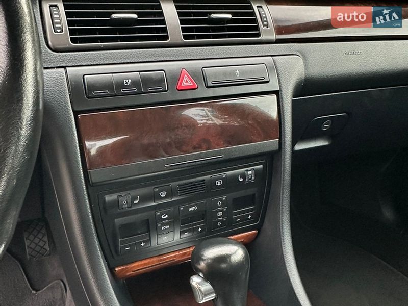Седан Audi A6 2002 в Умани