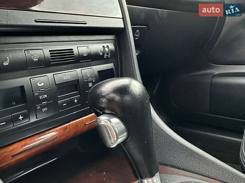 Седан Audi A6 2002 в Умани