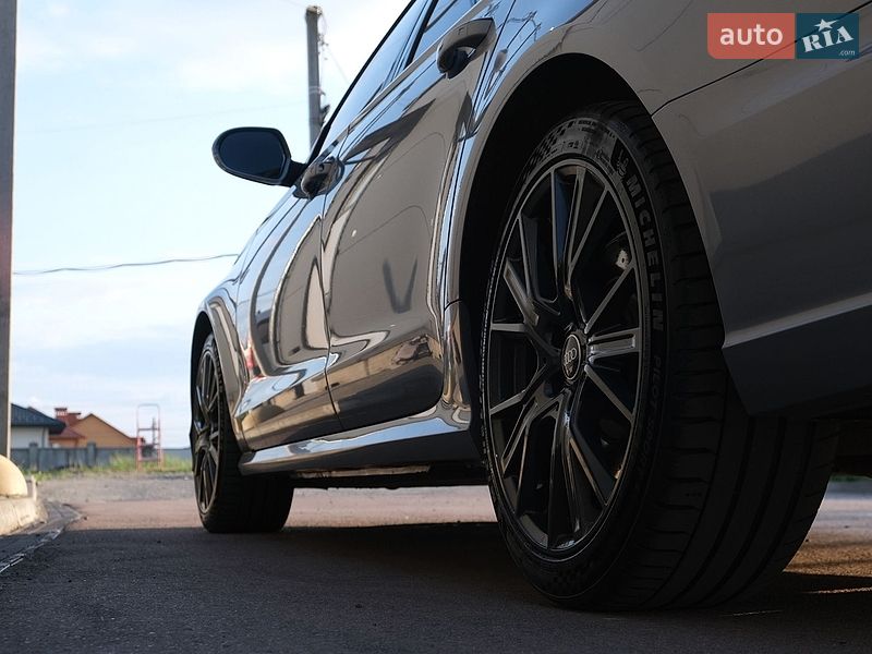 Седан Audi A6 2015 в Черновцах