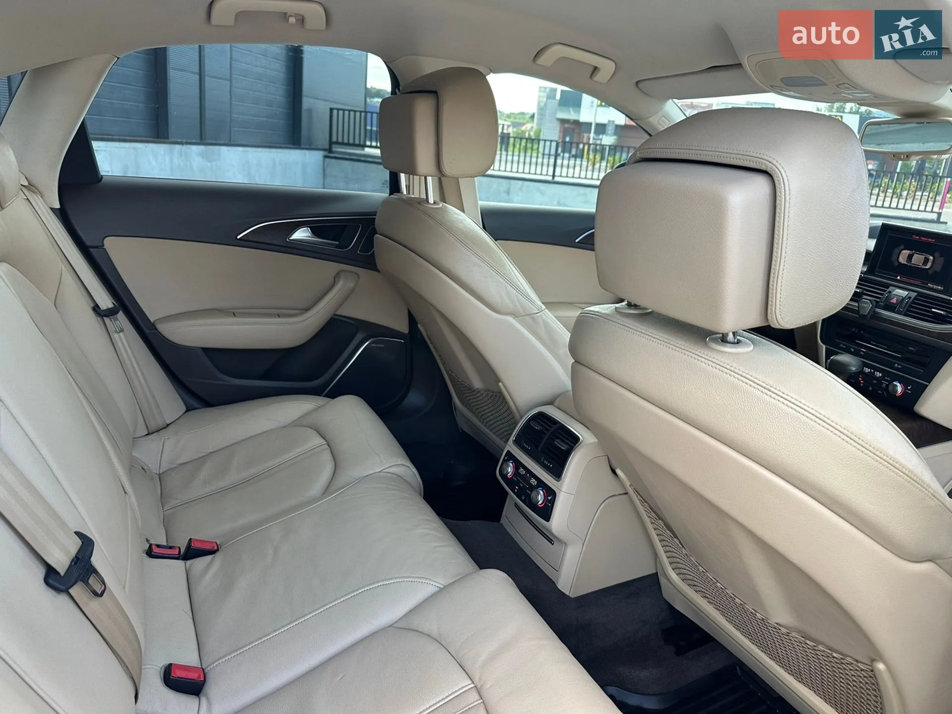 2011 Audi A6 - мініатюра 24