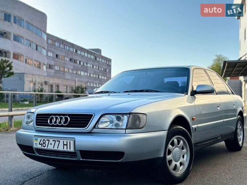 Седан Audi A6 1995 в Киеве