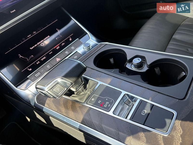Седан Audi A6 2020 в Львові