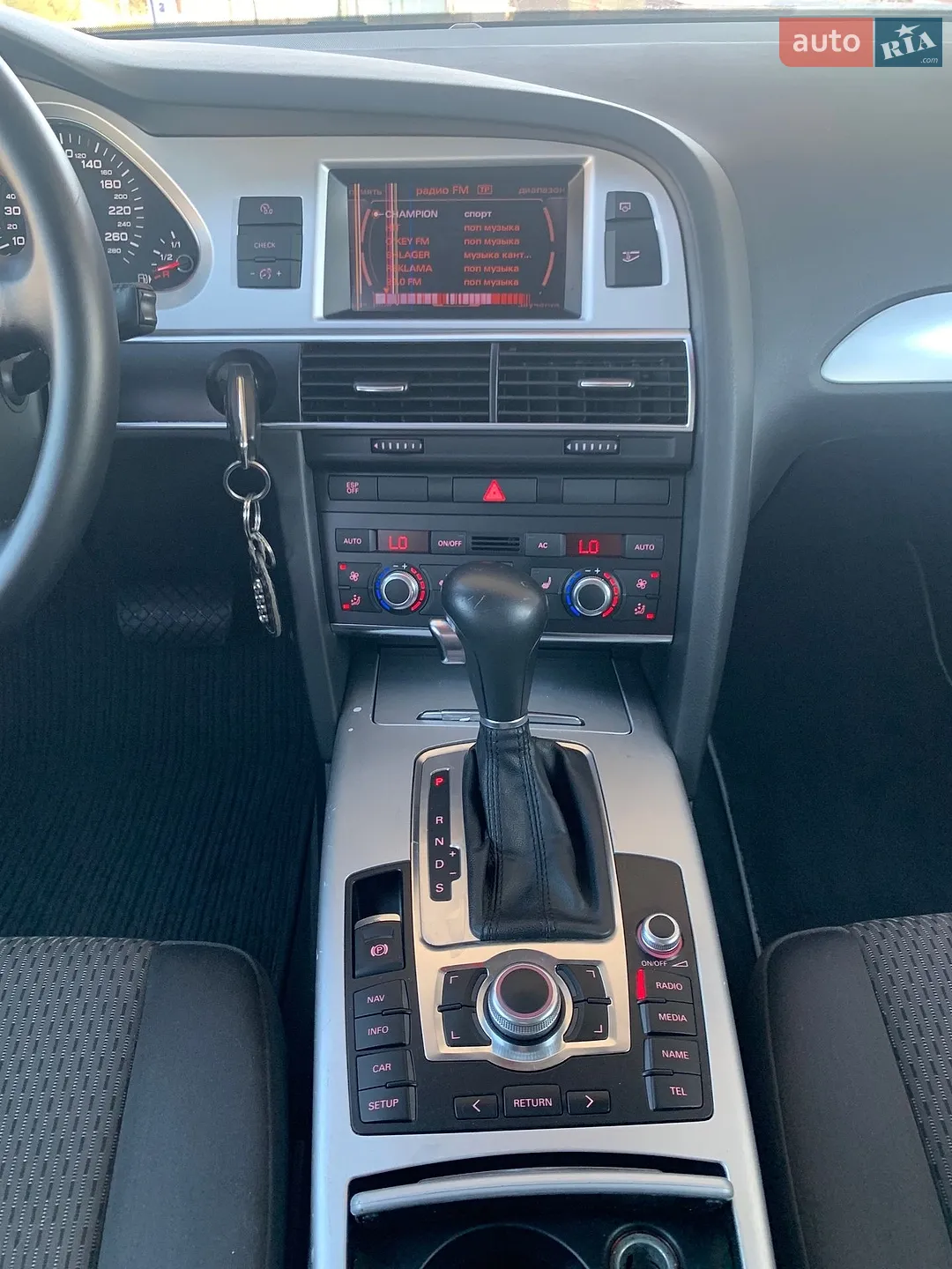 2010 Audi A6 - мініатюра 33