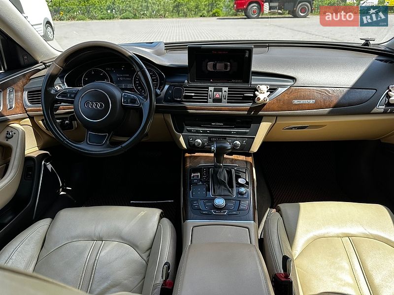 Седан Audi A6 2011 в Снятине