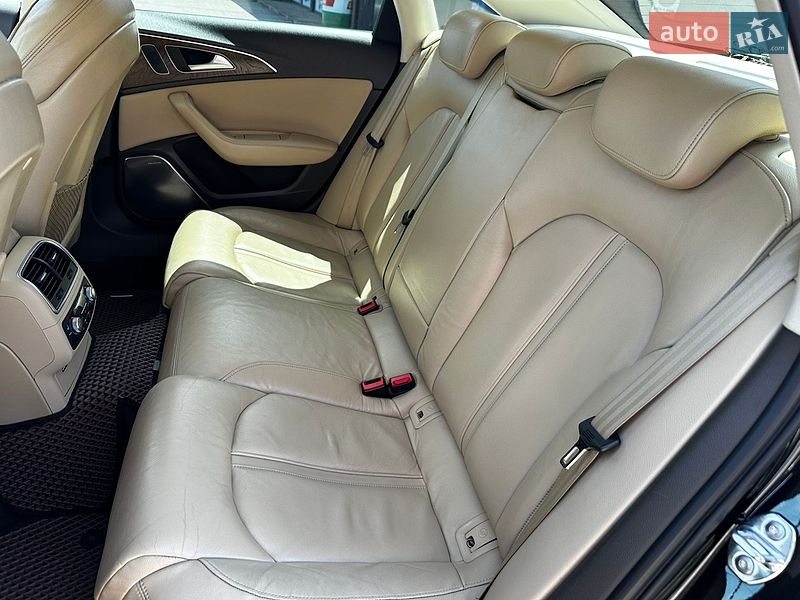 Седан Audi A6 2011 в Снятине