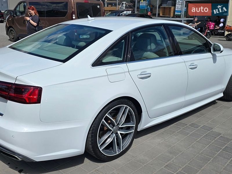 Седан Audi A6 2015 в Львове