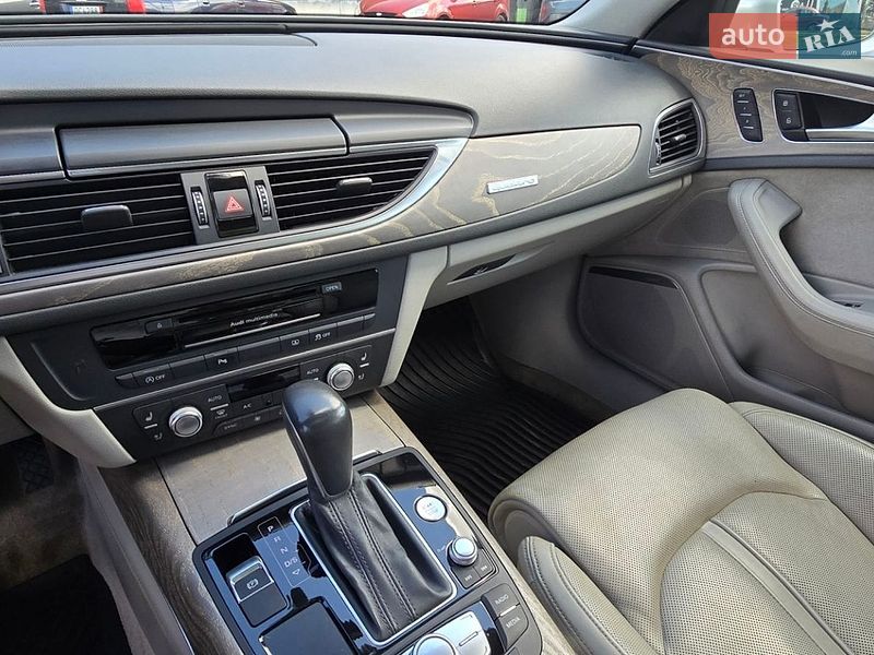 Седан Audi A6 2015 в Львове