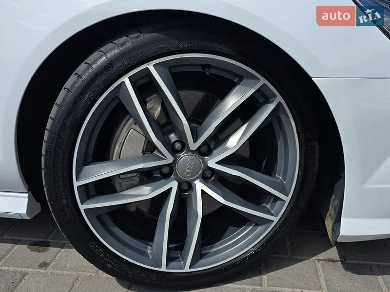 Седан Audi A6 2015 в Львове