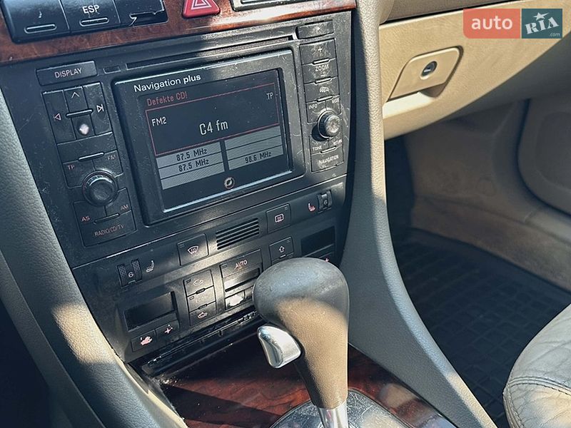 Универсал Audi A6 2002 в Залещиках