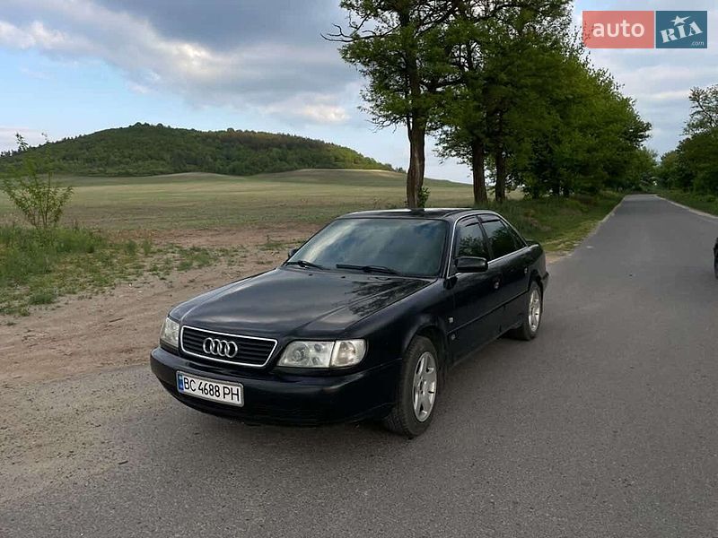 Седан Audi A6 1997 в Жовкві