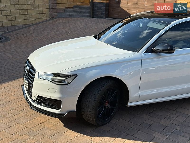 Седан Audi A6 2015 в Луцке