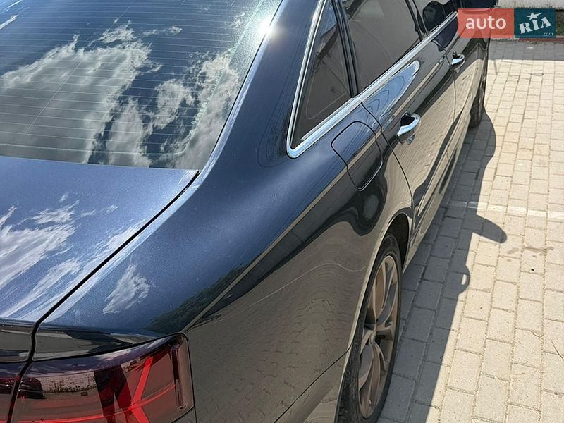 Седан Audi A6 2017 в Чернівцях