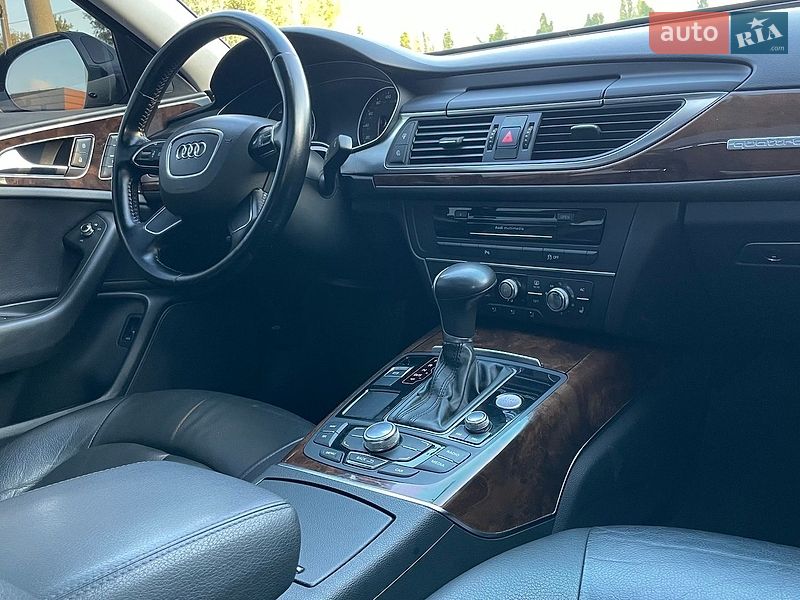 Седан Audi A6 2012 в Звягелі