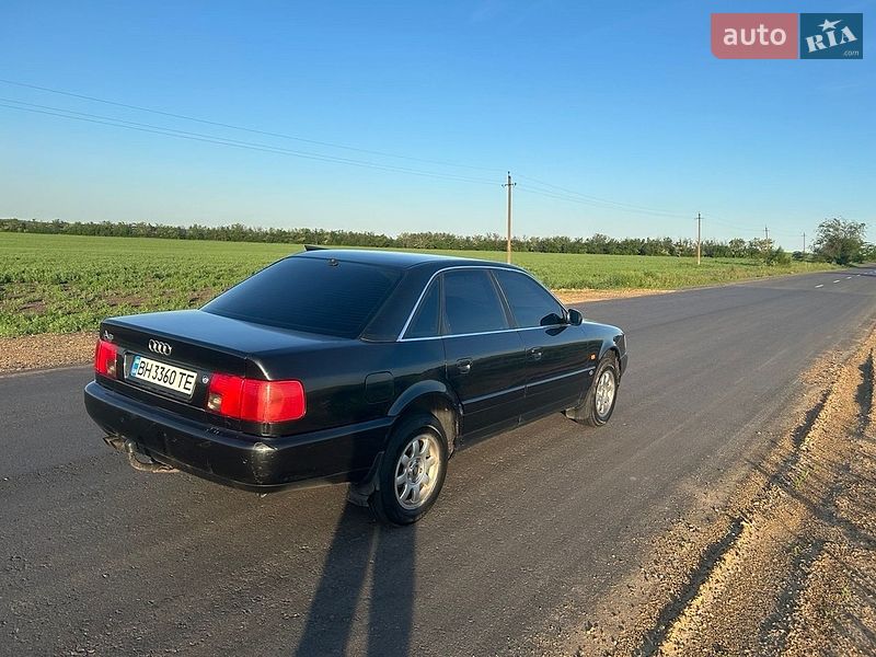 Седан Audi A6 1996 в Одессе