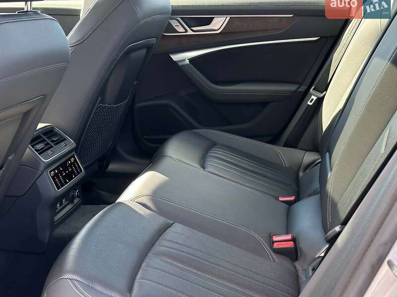 Седан Audi A6 2020 в Львові