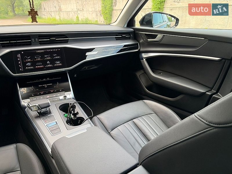 Седан Audi A6 2020 в Черкасах