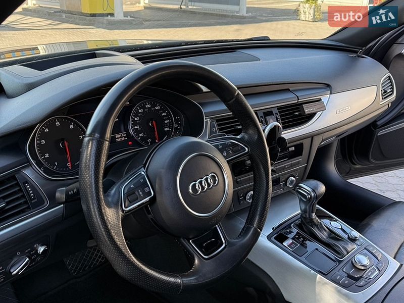 Седан Audi A6 2012 в Сторожинці