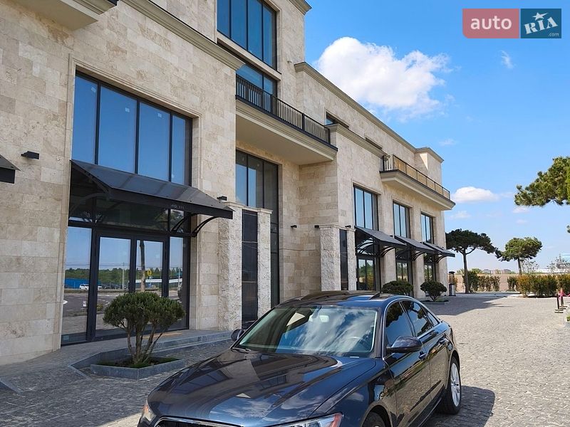 Седан Audi A6 2013 в Львові