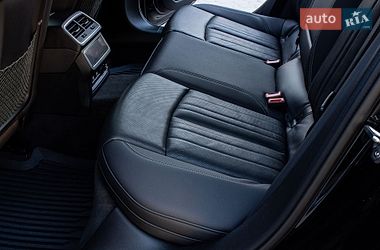 Седан Audi A6 2019 в Нововолинську
