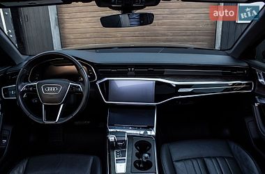 Седан Audi A6 2019 в Нововолинську