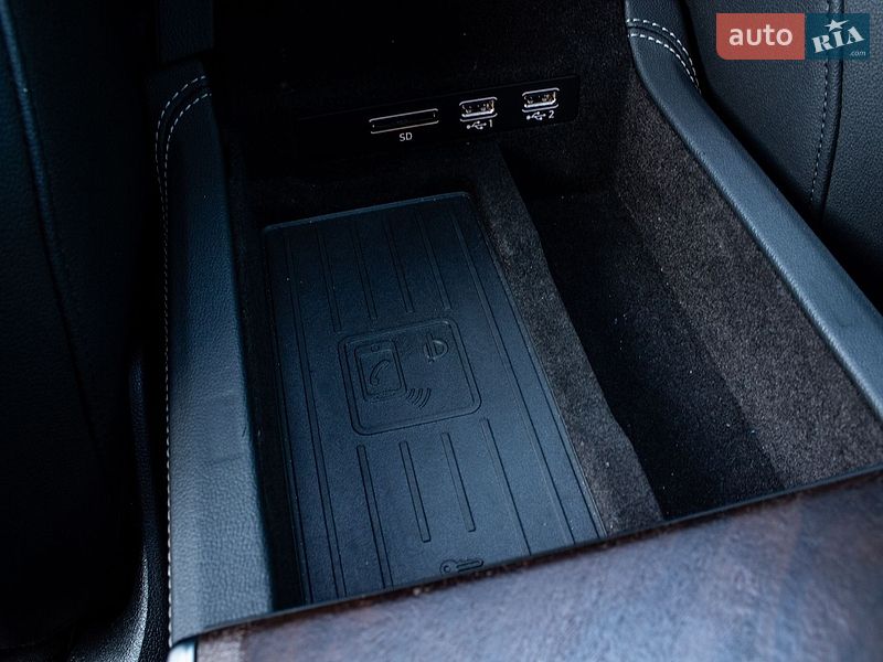 Седан Audi A6 2019 в Нововолинську