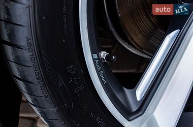 Седан Audi A6 2019 в Нововолинську
