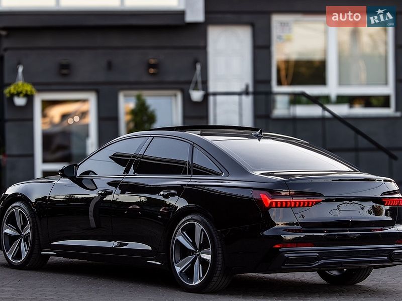 Седан Audi A6 2019 в Нововолинську