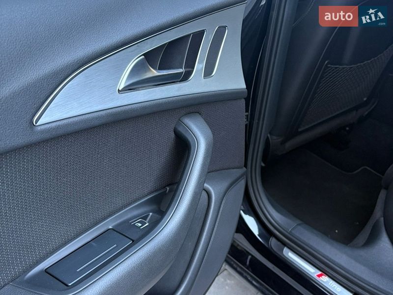 Универсал Audi A6 2012 в Сваляве
