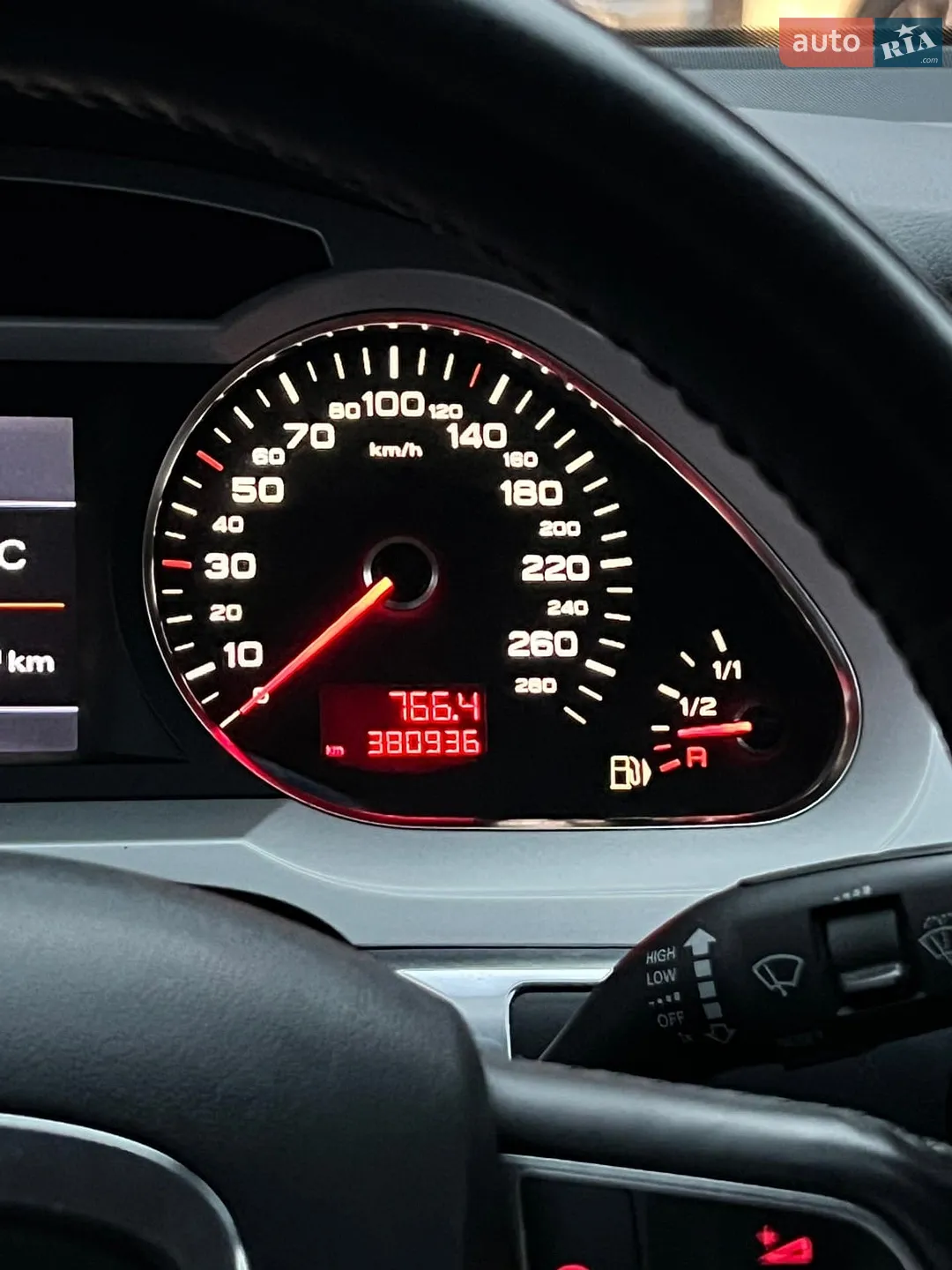 2010 Audi A6 - мініатюра 9
