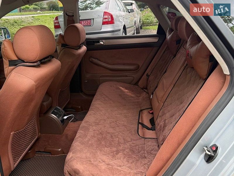 Седан Audi A6 1998 в Смеле
