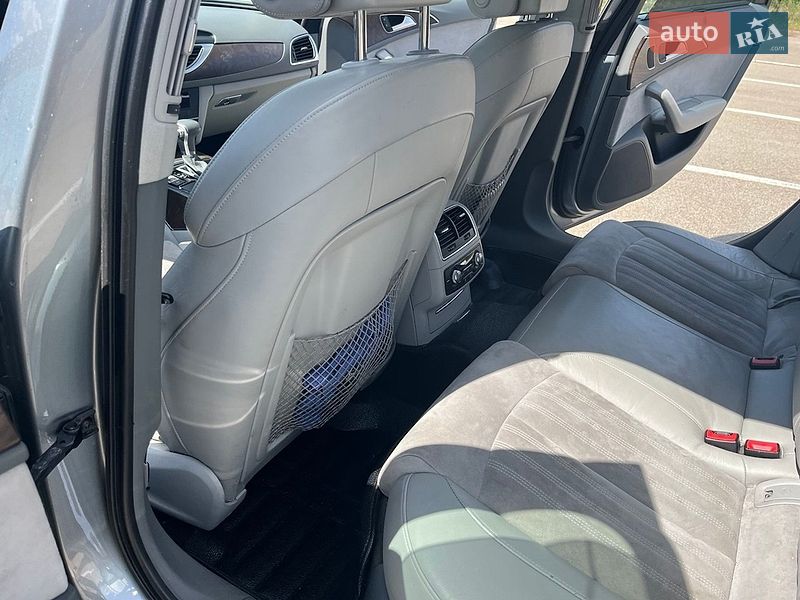 Седан Audi A6 2013 в Кривом Роге