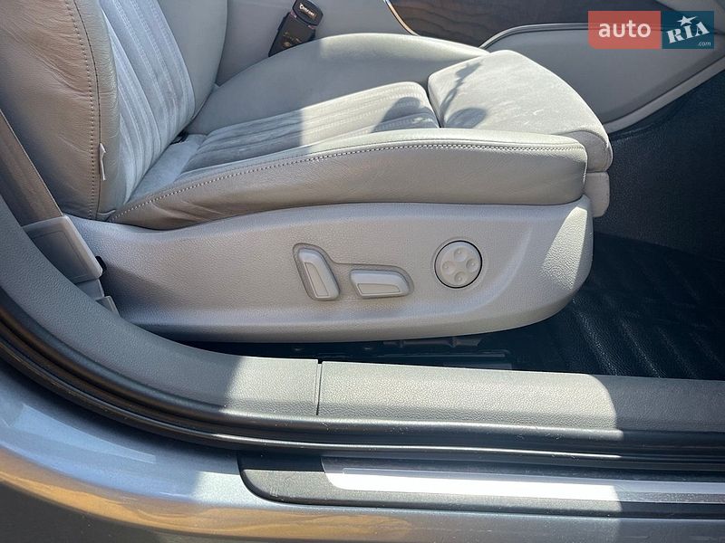 Седан Audi A6 2013 в Кривом Роге