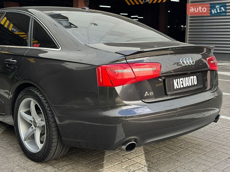 Седан Audi A6 2014 в Киеве