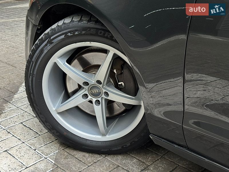 Седан Audi A6 2014 в Киеве