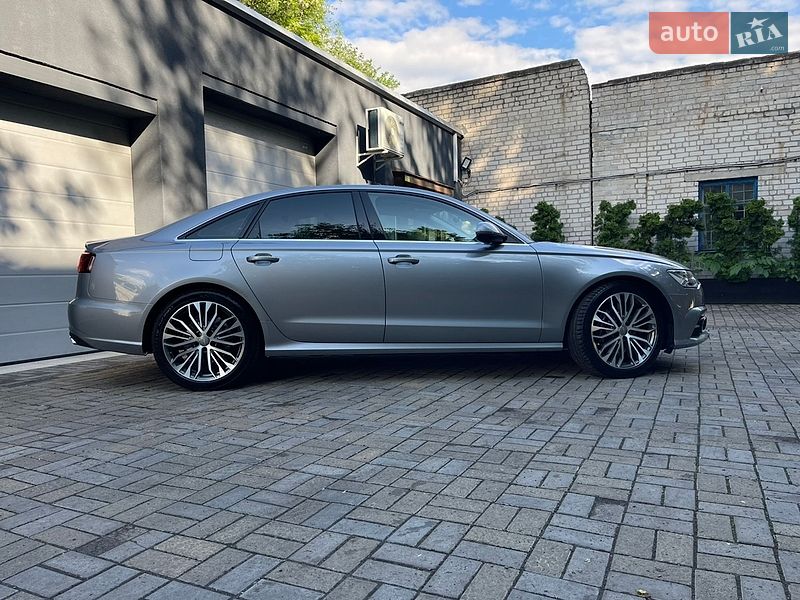 Седан Audi A6 2015 в Кременчуці