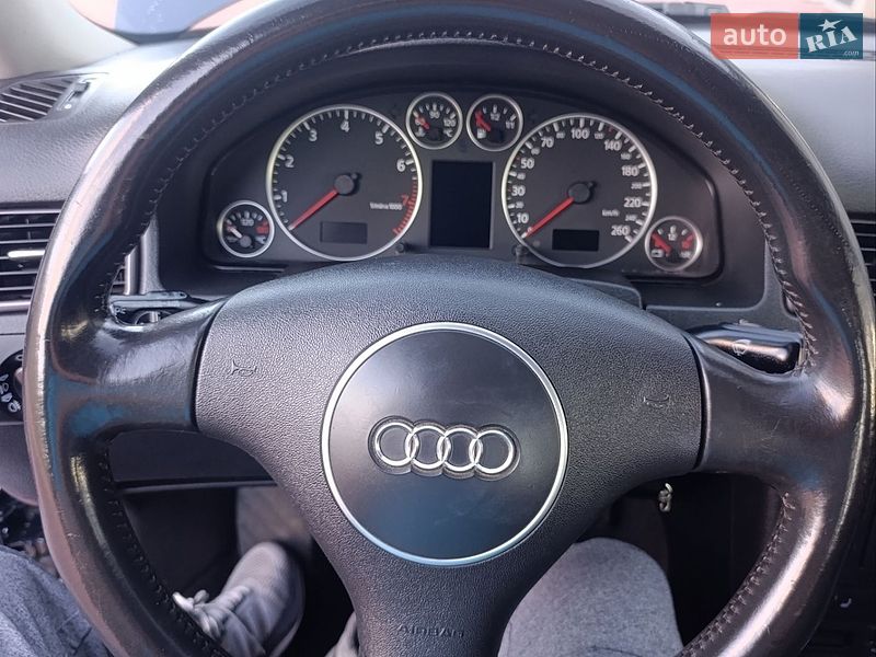 Універсал Audi A6 2004 в Сарнах