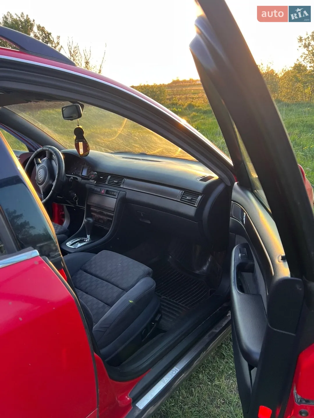 Audi A6 1998 VIN WAUZZZ4BZXN054400 фото оголошення 15 з 35