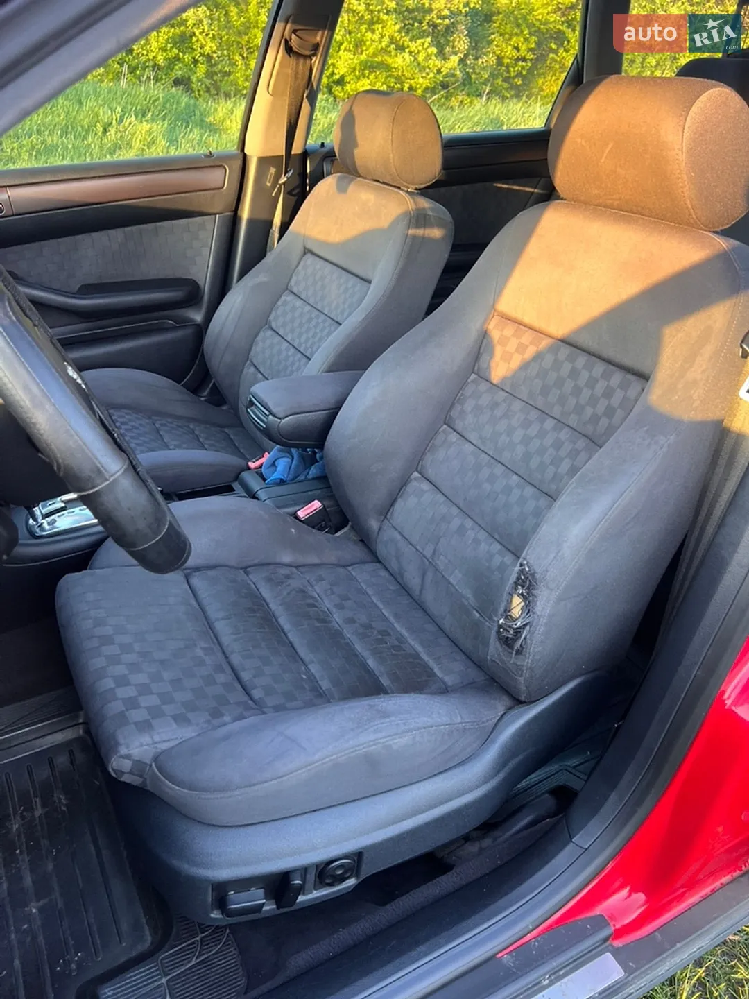 Audi A6 1998 VIN WAUZZZ4BZXN054400 фото оголошення 19 з 35