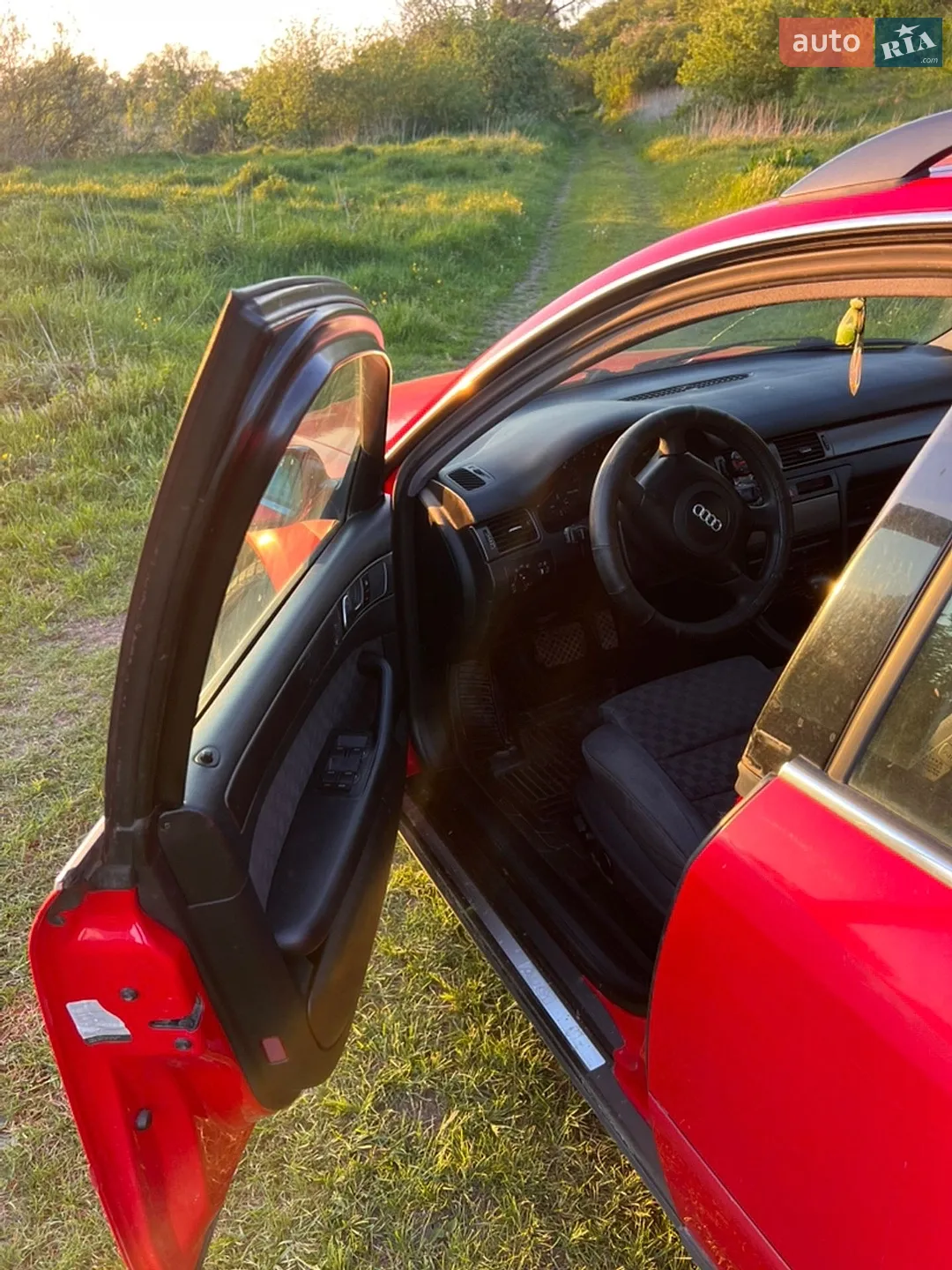 Audi A6 1998 VIN WAUZZZ4BZXN054400 фото оголошення 20 з 35