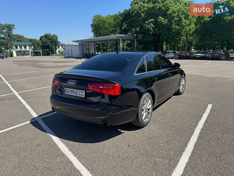 Седан Audi A6 2012 в Измаиле