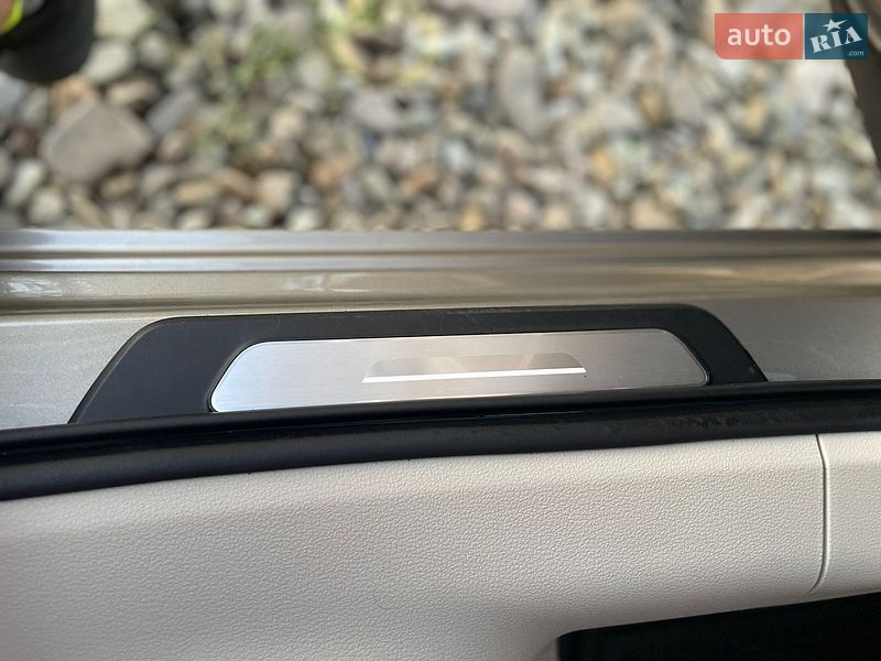 Седан Audi A6 2019 в Стрые