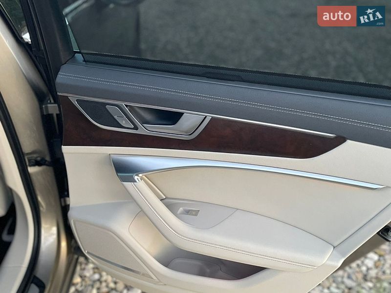 Седан Audi A6 2019 в Стрые
