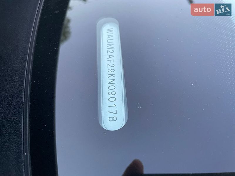 Седан Audi A6 2019 в Стрые