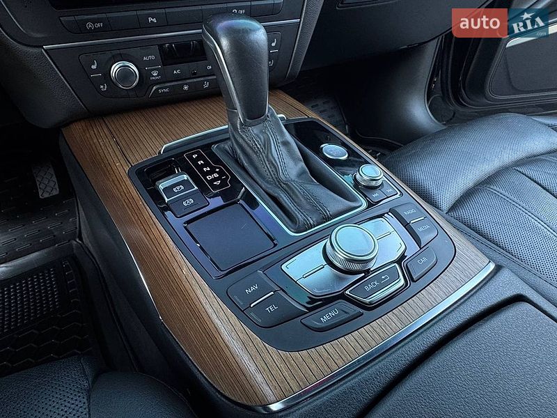 Седан Audi A6 2015 в Рівному