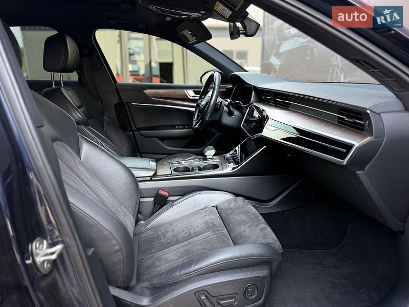 Седан Audi A6 2019 в Львові