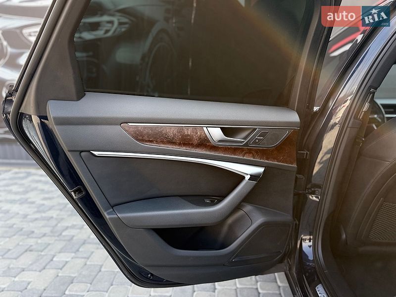 Седан Audi A6 2019 в Львові