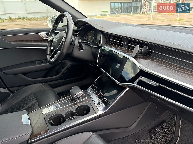 Седан Audi A6 2019 в Одессе