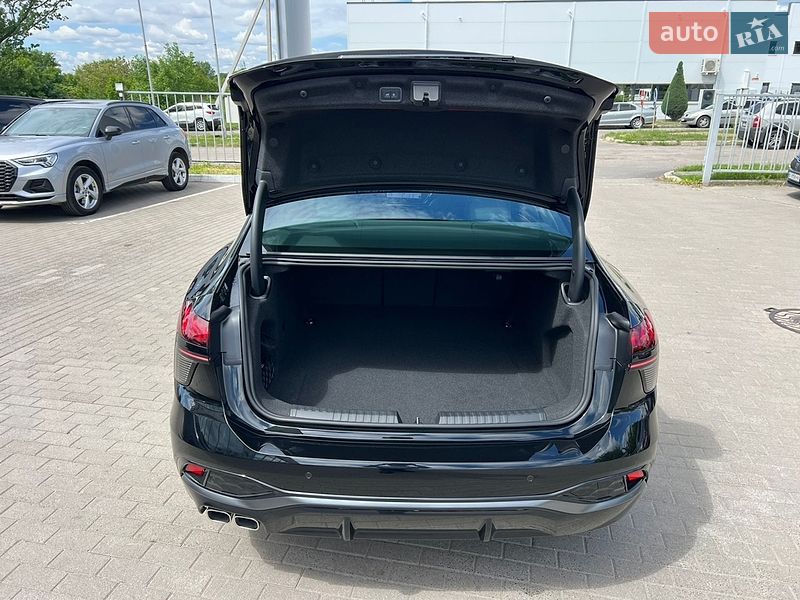Седан Audi A6 2025 в Полтаве